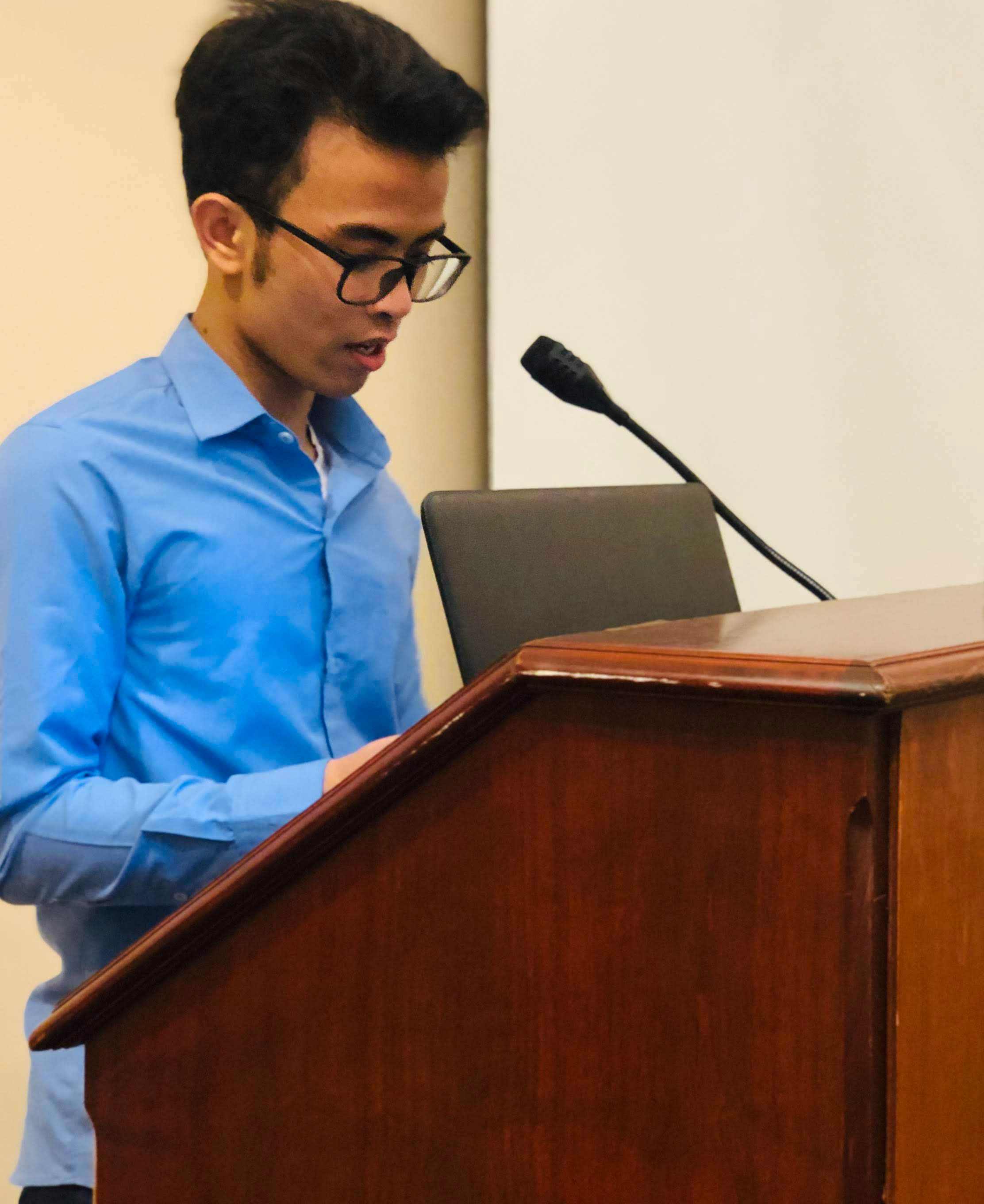 JPA Kimsreng, Wabash college, Giving a speech in Chinese. Jay Pritzker Academy, Siem Reap, Cambodia. Jay-Pritzker-Academy-Siem-Reap-Cambodia.